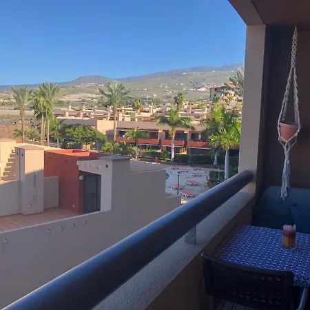 2 Bedroom With Parking, Wifi, Views & Heated Pool Playa Paraiso (Tenerife)