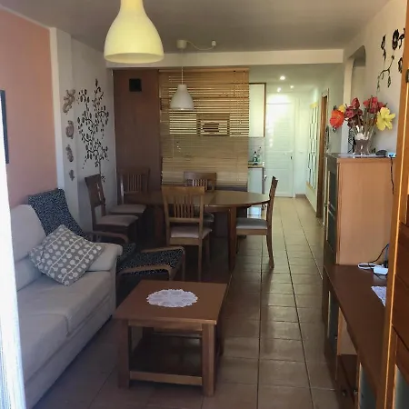 דירה 2 Bedroom With Parking, Wifi, Views & Heated Pool פלאיה פראיסו
