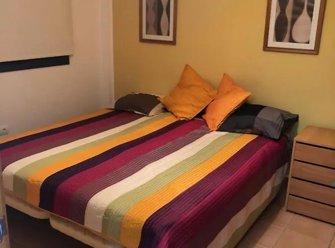 2 Bedroom With Parking, Wifi, Views & Heated Pool *